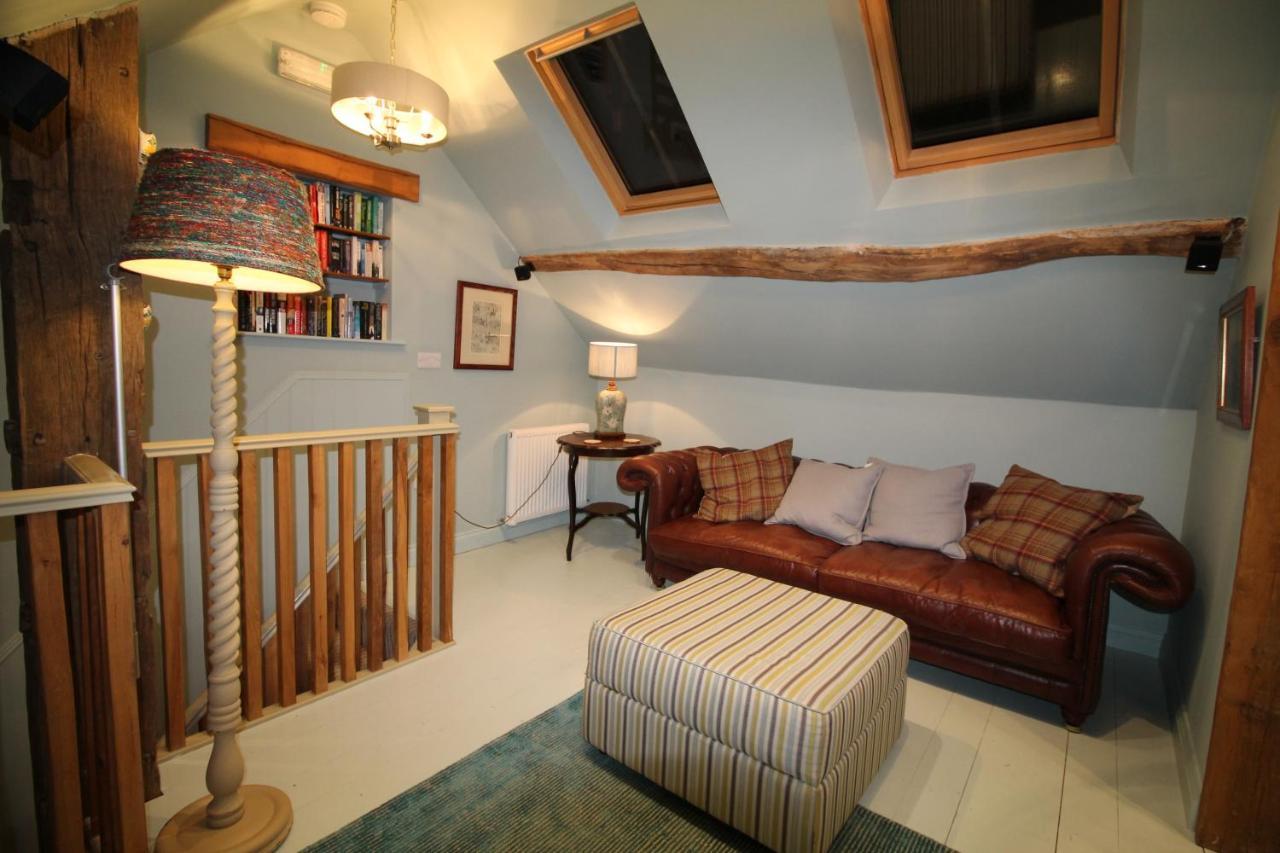 The Coach House Villa Whitby Eksteriør billede