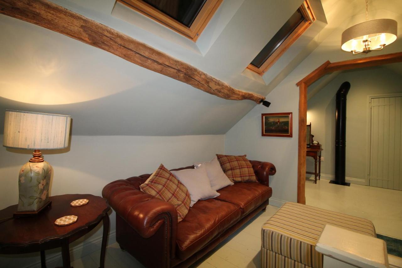 The Coach House Villa Whitby Eksteriør billede