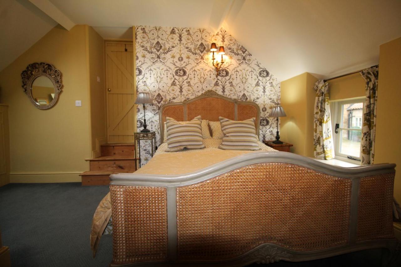 The Coach House Villa Whitby Eksteriør billede